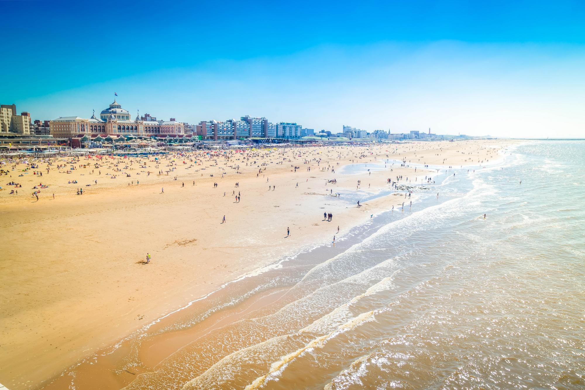 Plage de Scheveningen à La Haye aux Pays-Bas