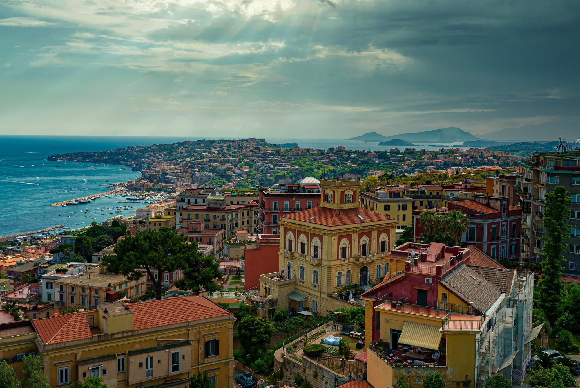 Quartiers de Chiaia et Posillipo à Naples, Italie