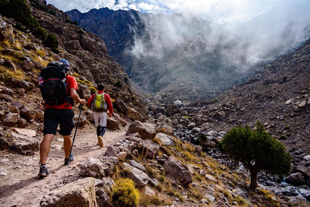 Randonneurs dans le Parc national de Toubkal, Maroc
