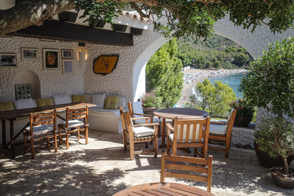 Restaurant à Roses