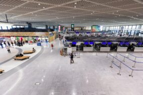 Terminal 1 de l'aéroport de Tokyo Narita (NRT) au Japon