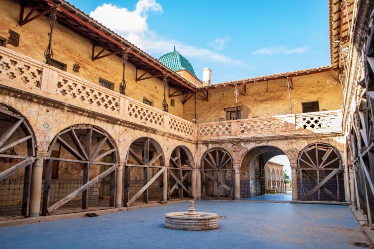 Vue du Bey Palace, monument historique d'Oran en Algérie, datant du début du 19e siècle