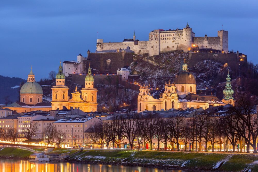 Vue panoramique sur la forteresse Hohensalzburg