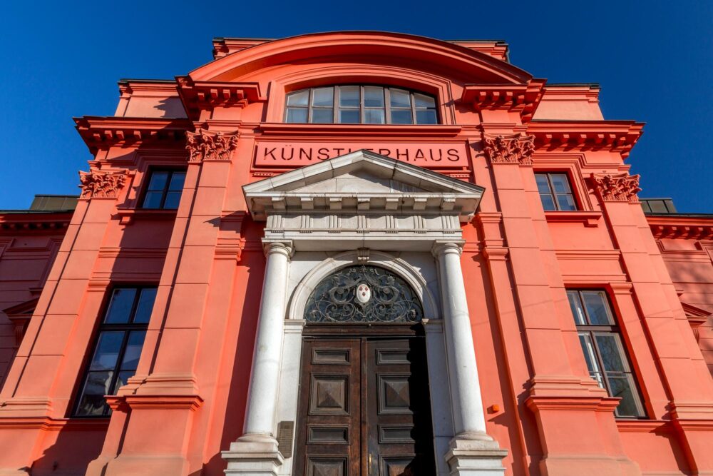 Vue sur la façade du Künstlerhaus