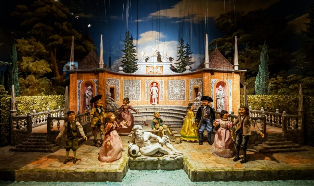 Vue sur un théâtre de marionnettes