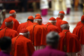 Cardinaux, rituels au Vatican après la mort du Pape