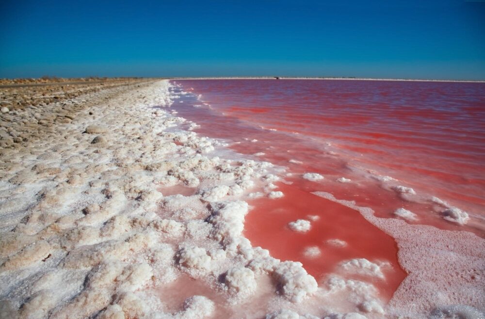 Étanches de sel à Salin de Giraud en Camargue