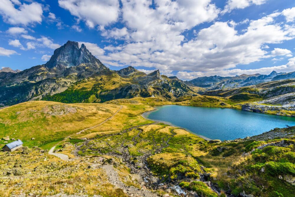 Lac Roumassot dans les Pyrénées, France