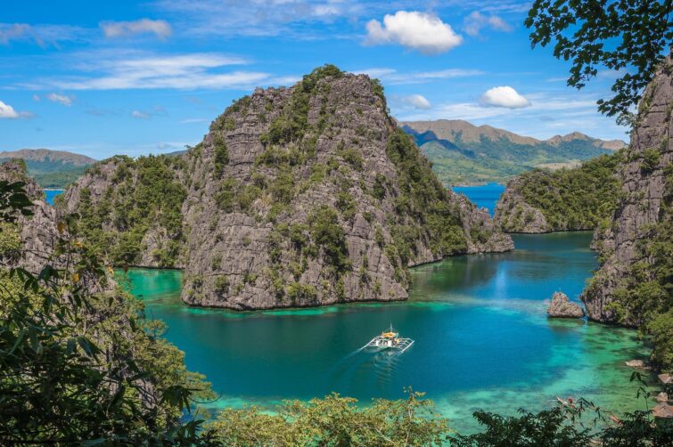 Le Lac Kayangan, Philippines