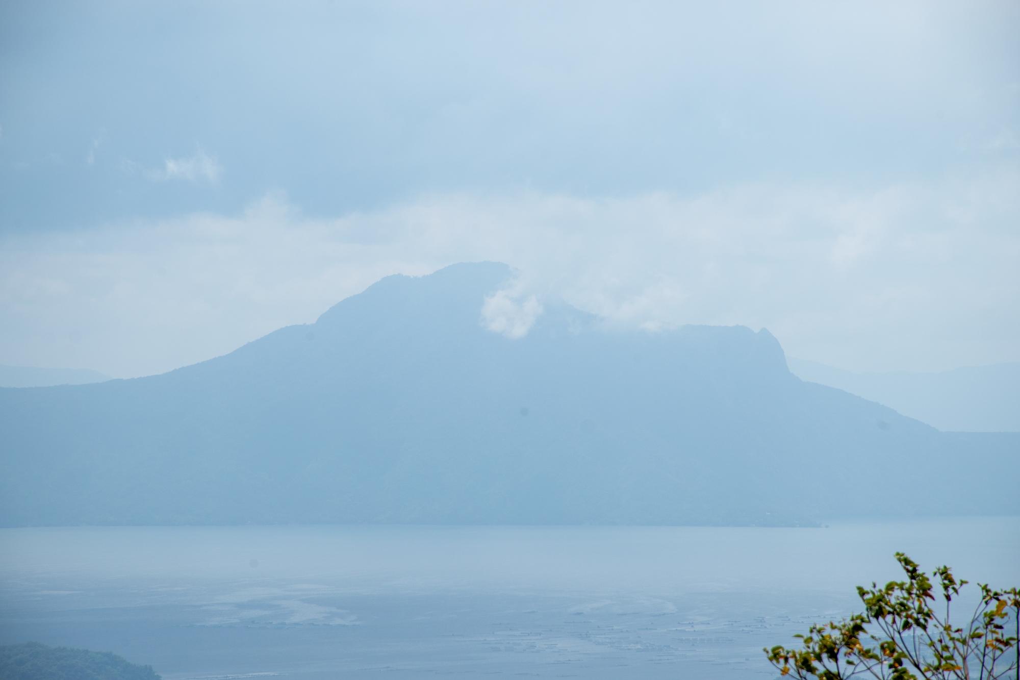 Le Volcan Taal, Philippines