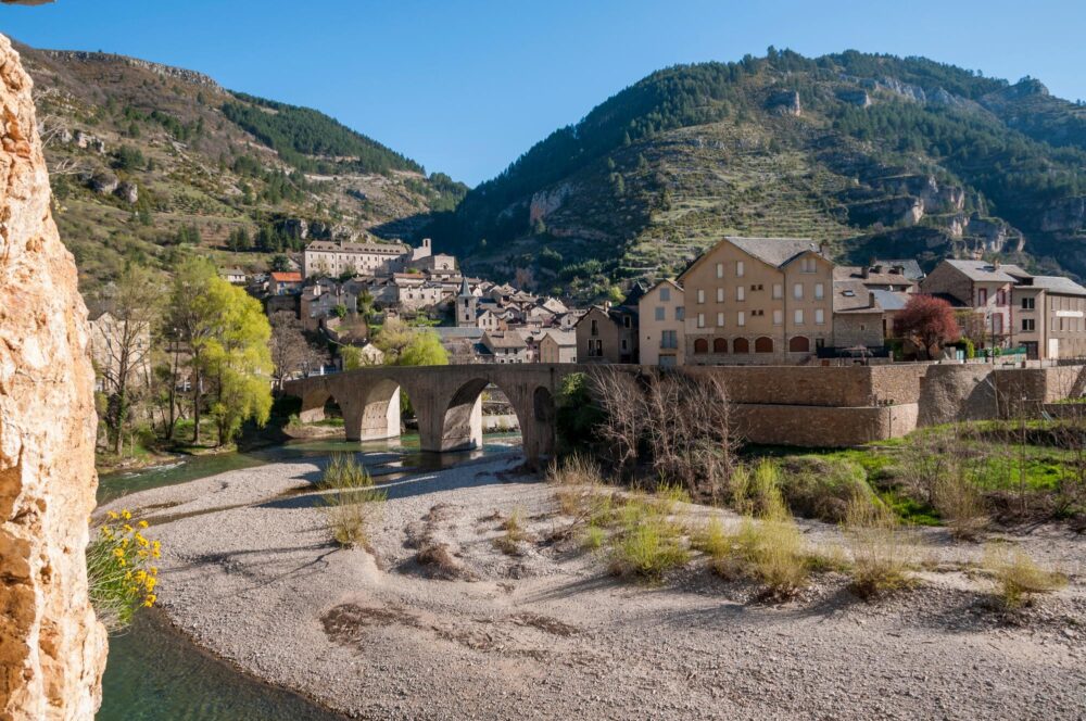 Le charmant village de Sainte-Enimie