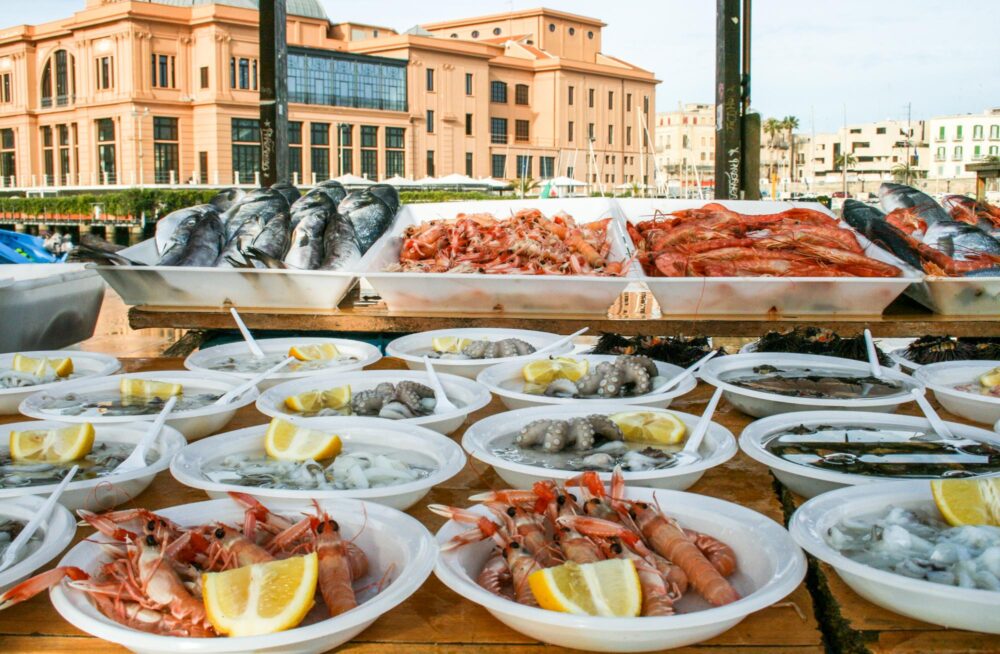 Le marché aux poissons à Bari
