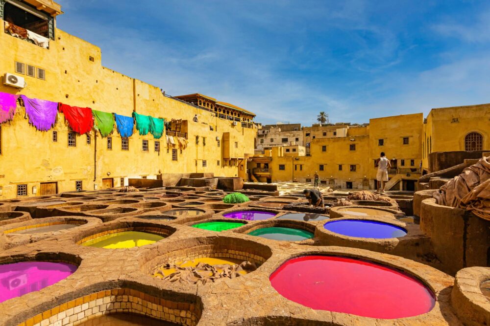 Les tanneries de cuir à Fès, Maroc