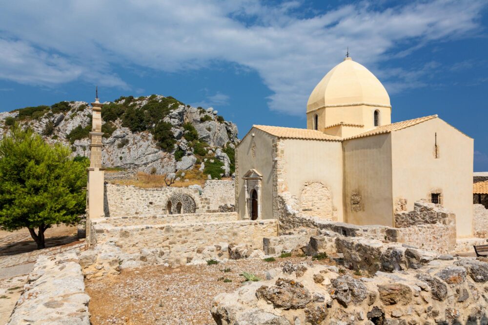 Monastère sur le mont Skopos