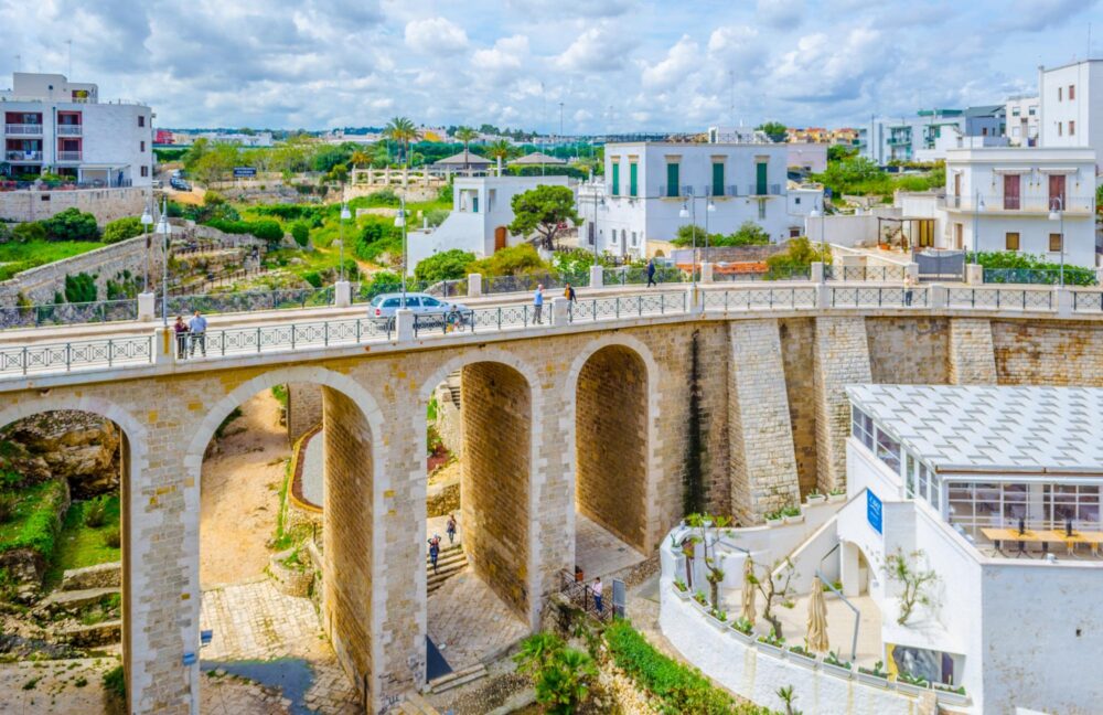 Pont dans Polignano a Mare