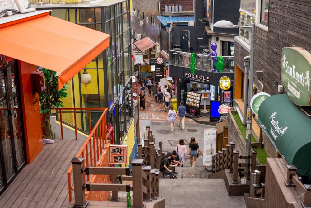 Rue de Itaewon à Séoul