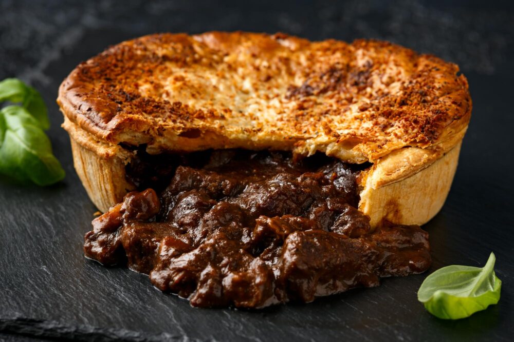 Steak & kidney pie