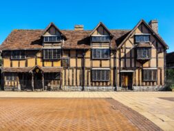 Visiter la Maison natale de Shakespeare au Royaume-Uni