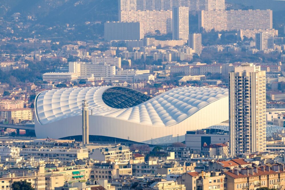 Vue aérienne sur le Stade Vélodrome à Marseille