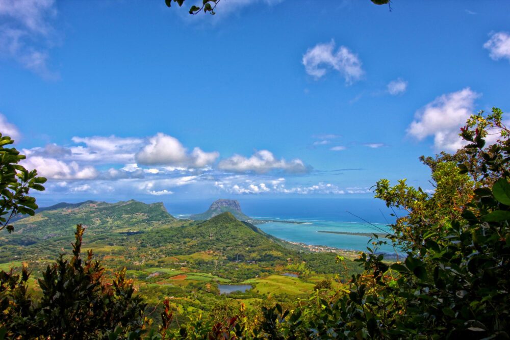 Vue depuis le Piton de la Petite Rivière Noire à l'Île Maurice