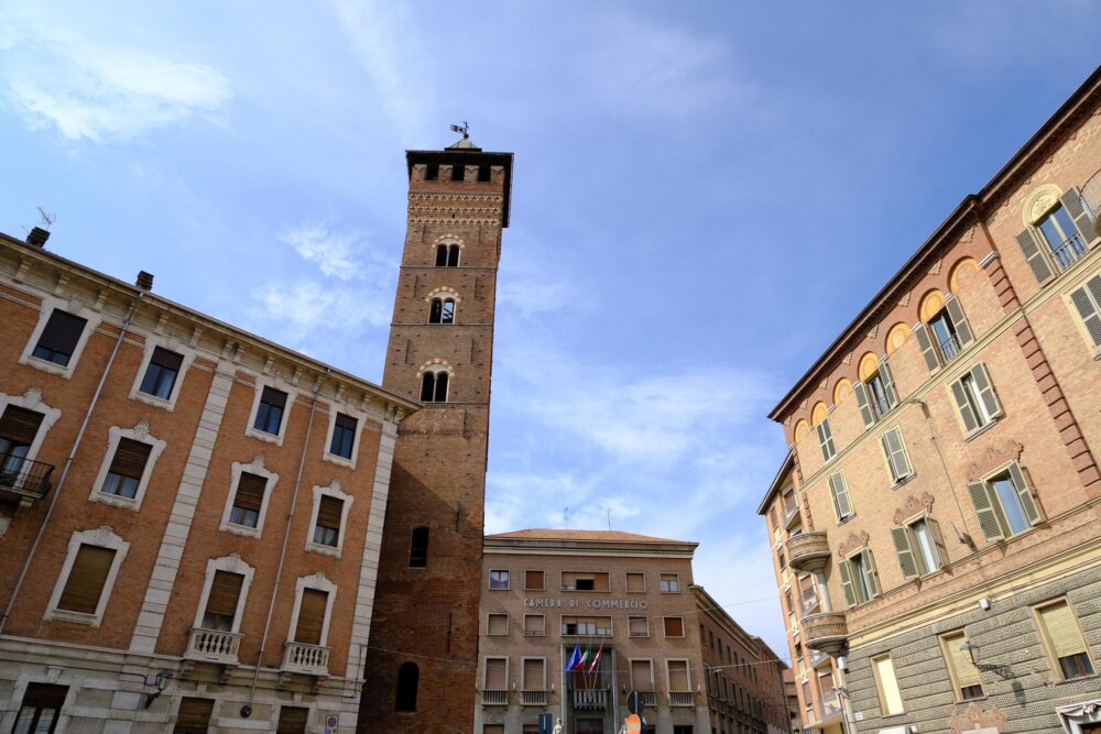 Vue sur la Torre Troyana d'Asti
