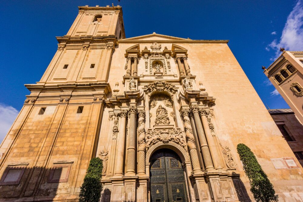 Basilique Santa María