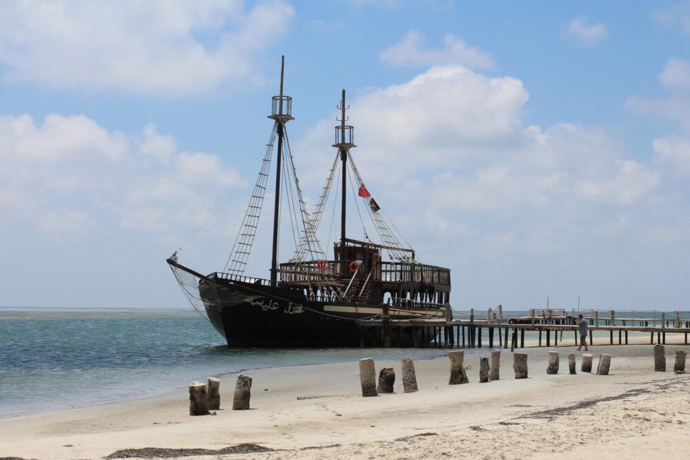 Bateau à Djerba, Tunisie