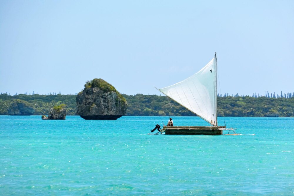 Bateau à l'île des Pins