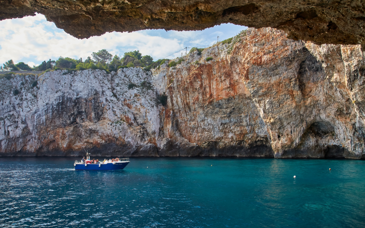Les 14 plus belles balades en bateau autour des Pouilles image
