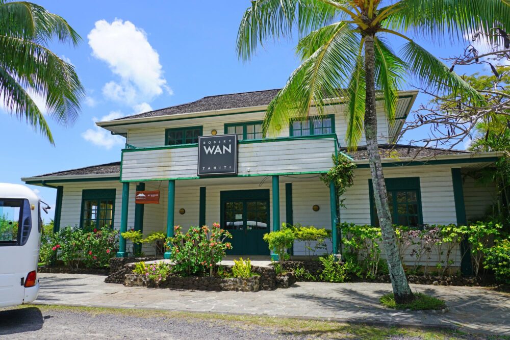 Boutique de perles, Vaitape