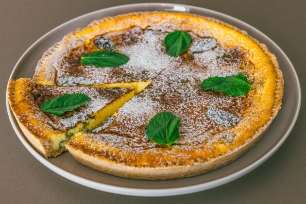 En dessert, goûtez le Flaó, un gâteau typique d'Ibiza
