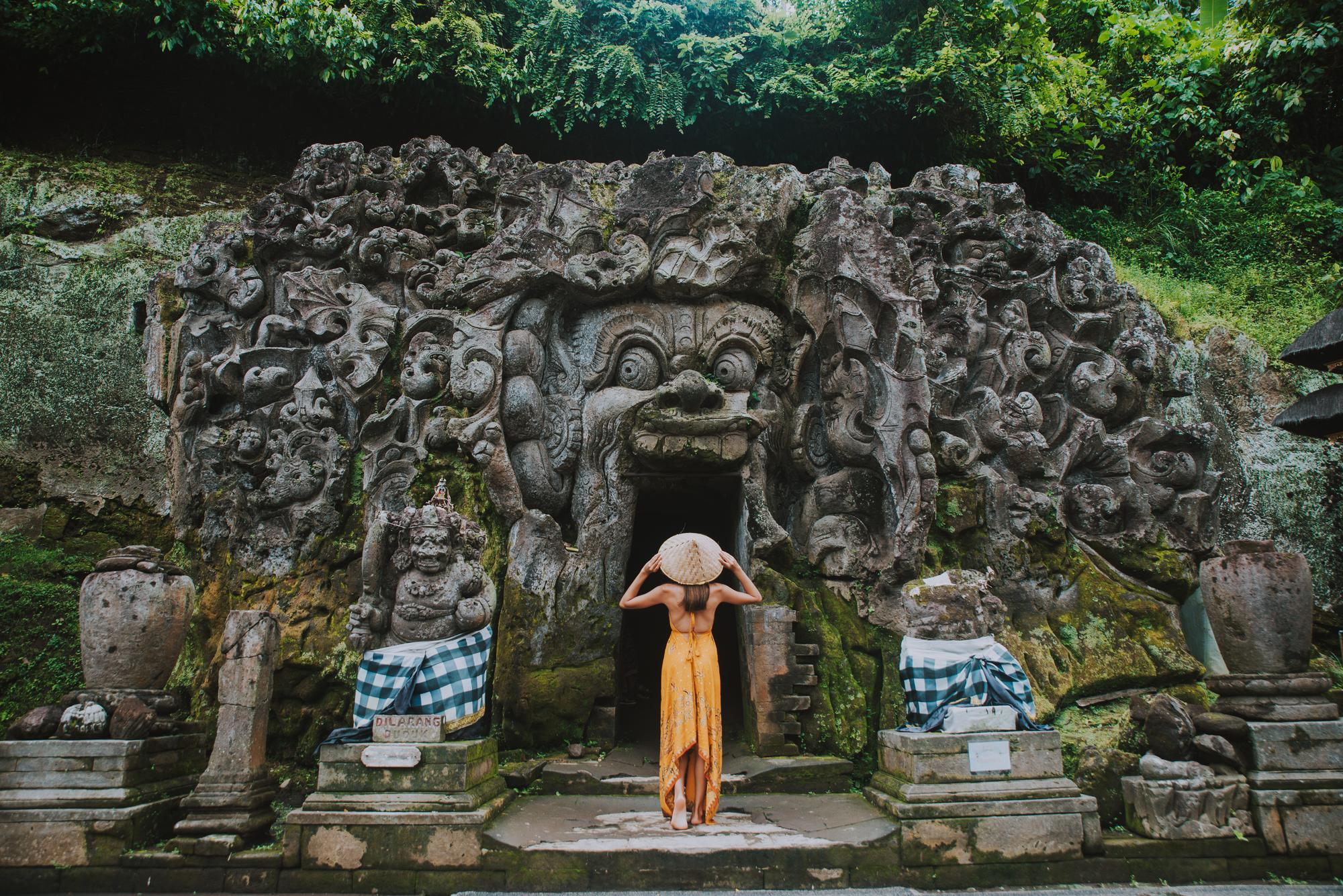 Entrée du temple Goa Gajah à Ubud, Indonésie