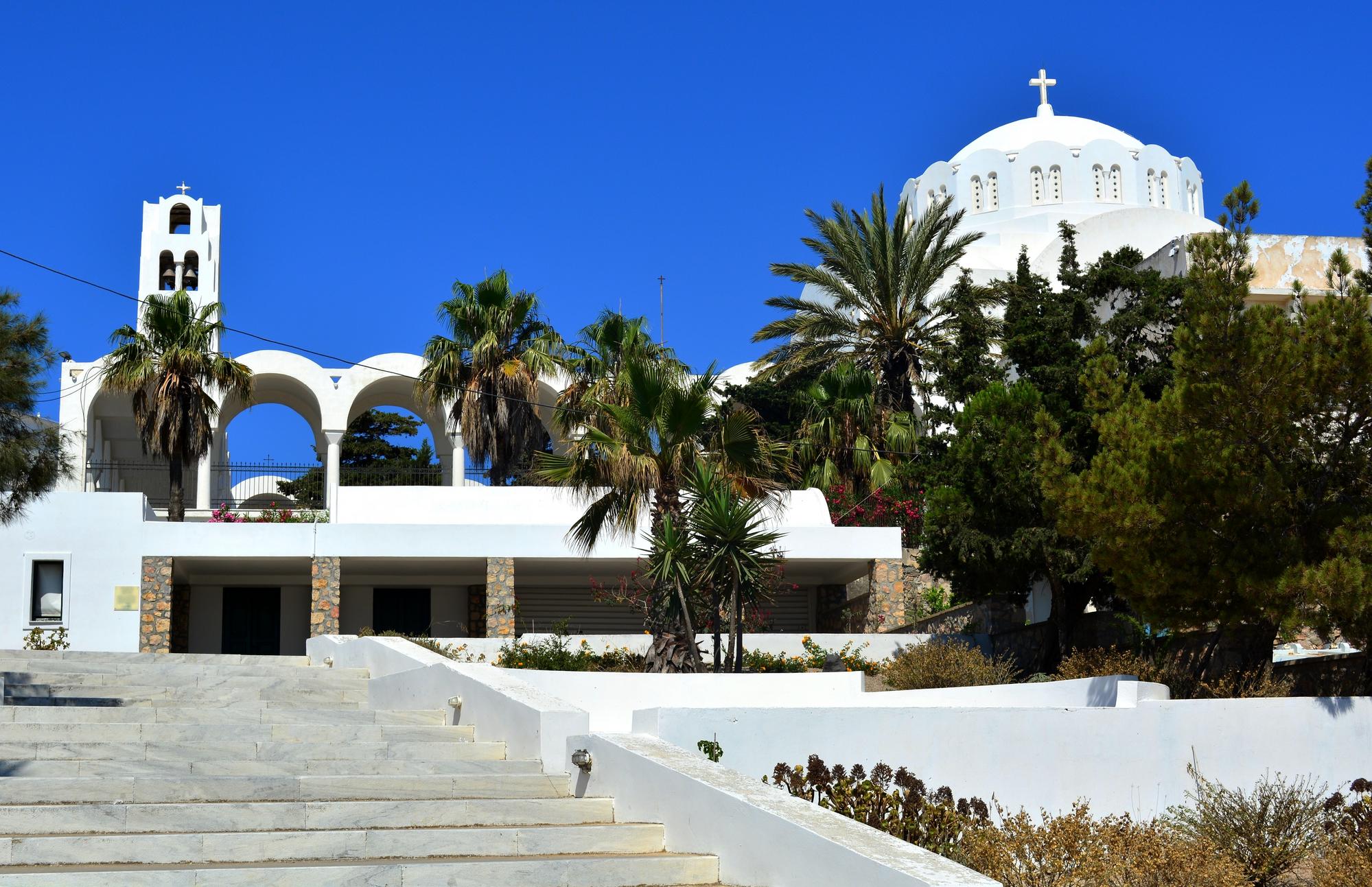 Façade extérieure du musée archéologique de Fira