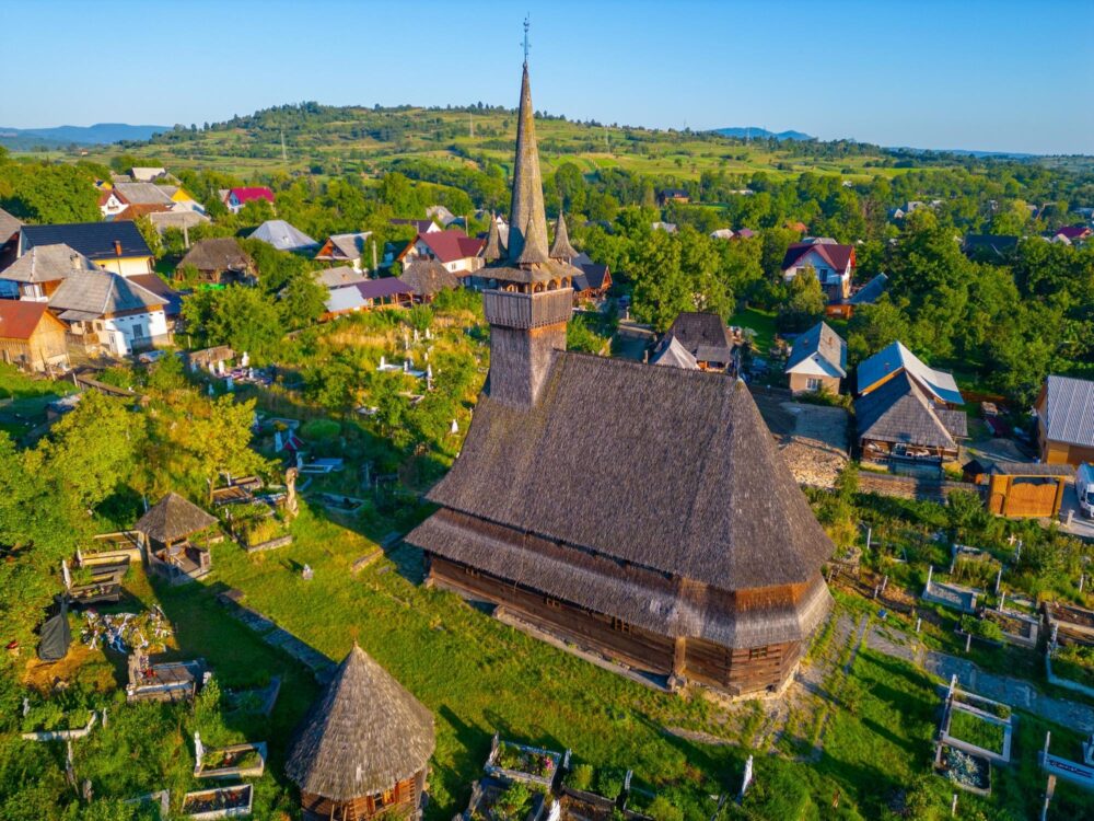 L'Église en bois du village de Budești