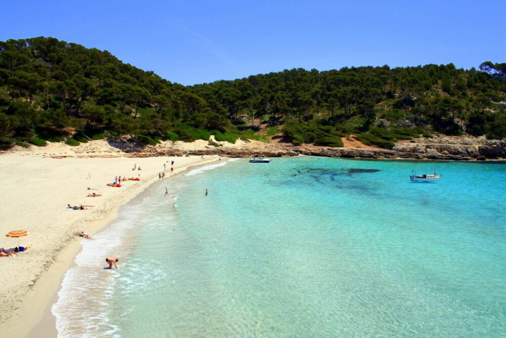 La belle plage de Cala Trebalúger à Minorque