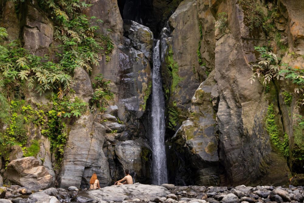 La cascade de Salto do Cabrito, Les Açores