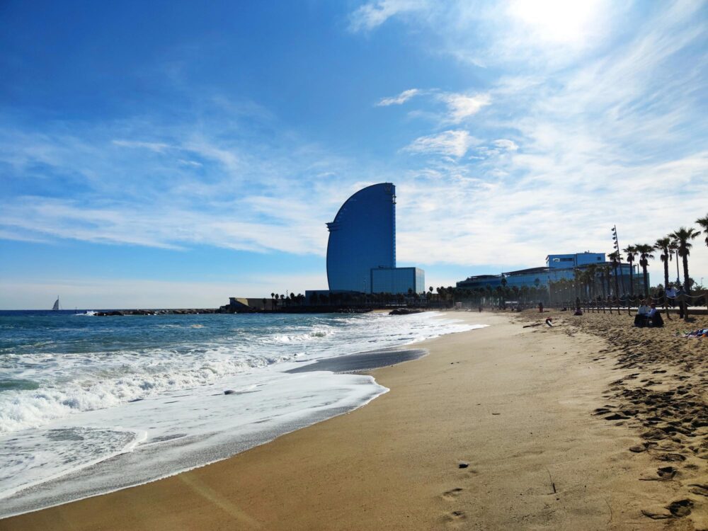 La plage de la Barceloneta à Barcelone