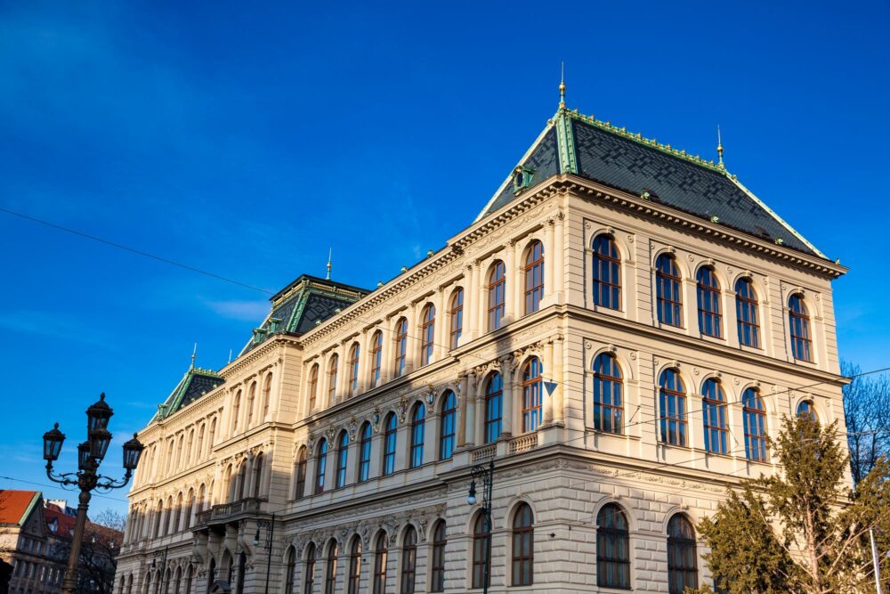 Le bâtiment Art nouveau qui abrite le musée des Arts décoratifs de Prague