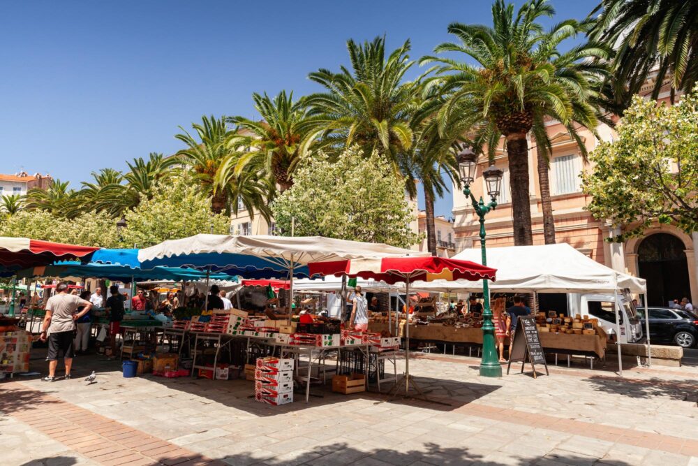 Le marché central d’Ajaccio