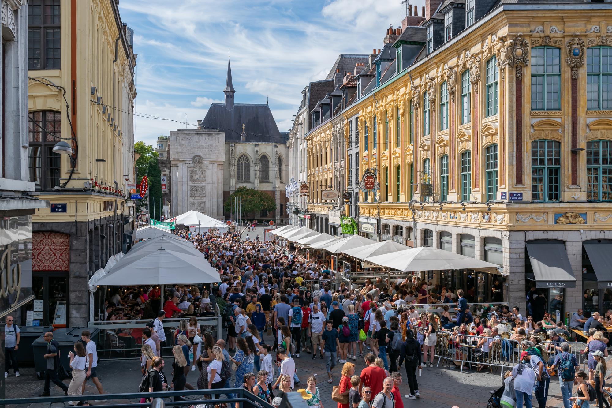 Les étals de la Grande Braderie de Lille