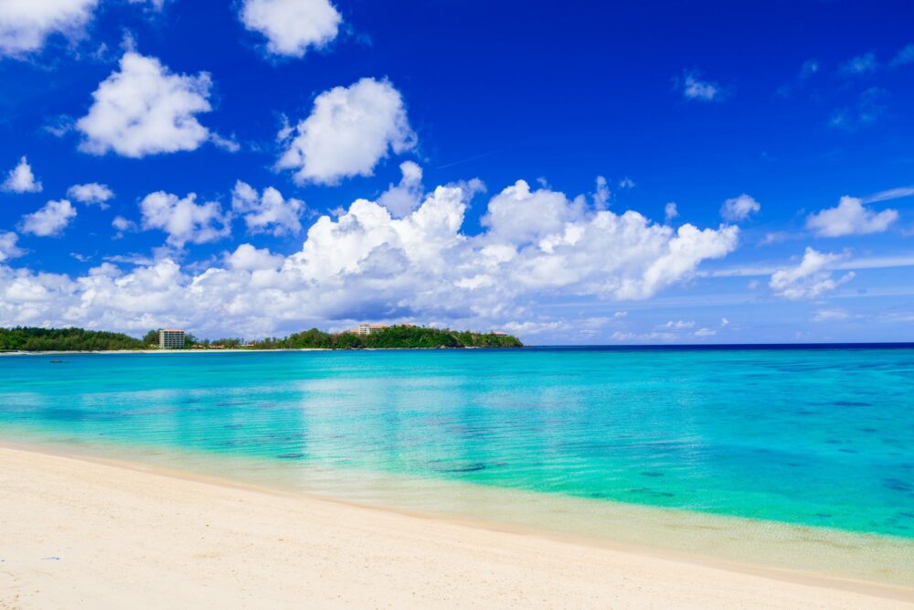 Les superbes plages de l'île d'Okinawa au Japon