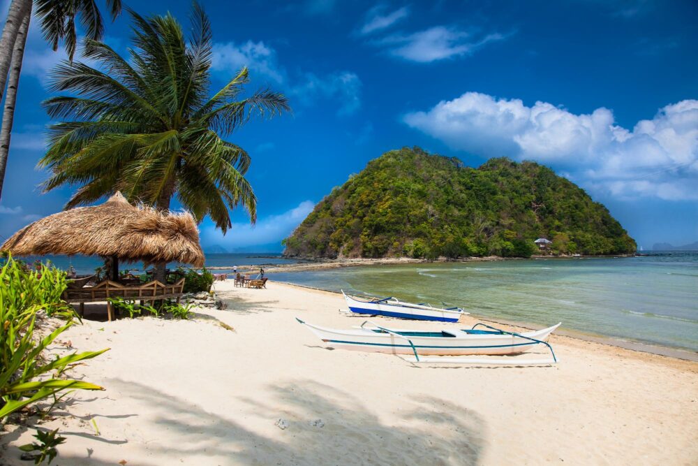 Marimegmeg Beach, El Nido, Philippines