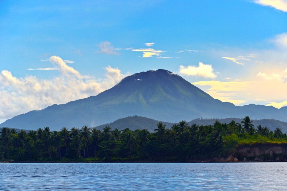 Mont Bulusan aux Philippines