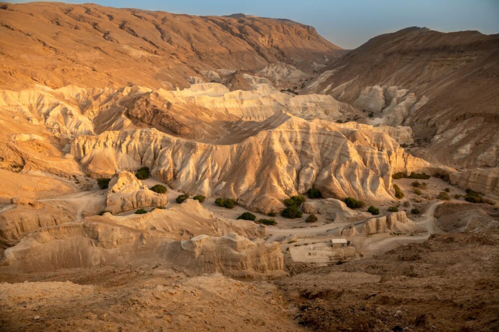 Paysages montagneux du désert israélien du Néguev, Israël