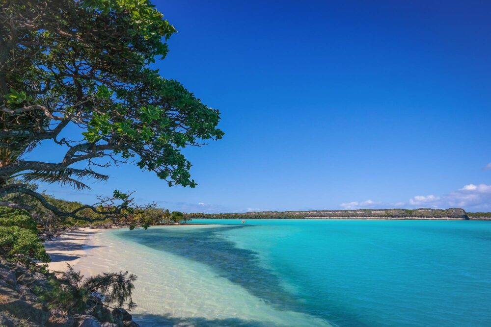 Plage à Ouvéa sur les îles Loyauté