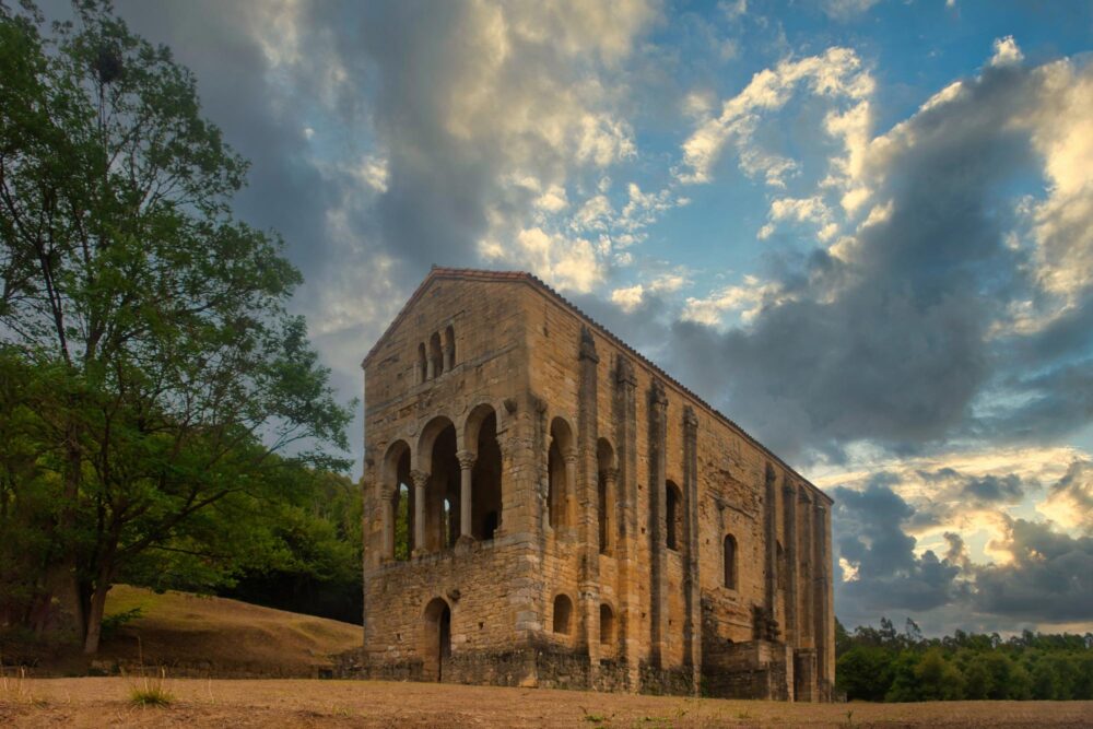 Santa María del Naranco
