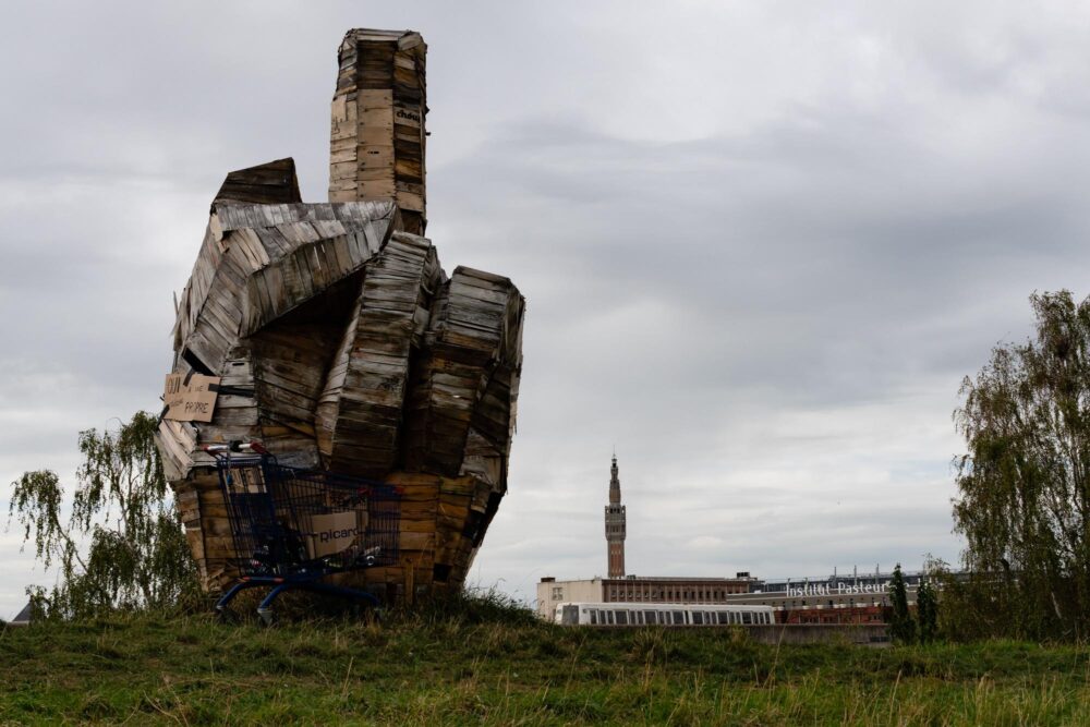 Sculpture à la friche Saint-Sauveur