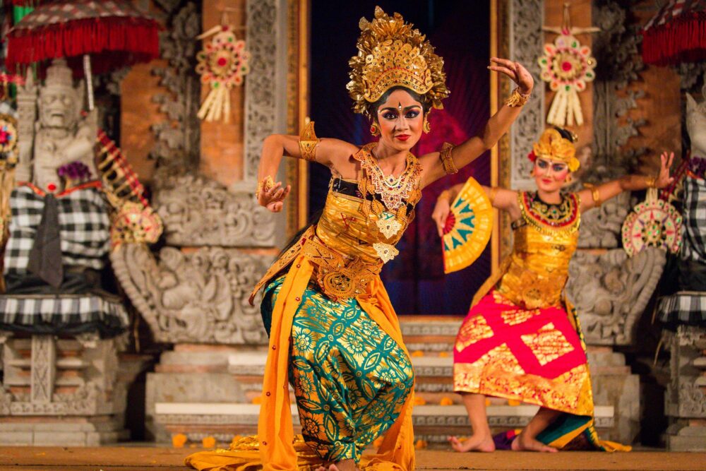 Spectacle de danse traditionnelle à Ubud, Bali, Indonésie
