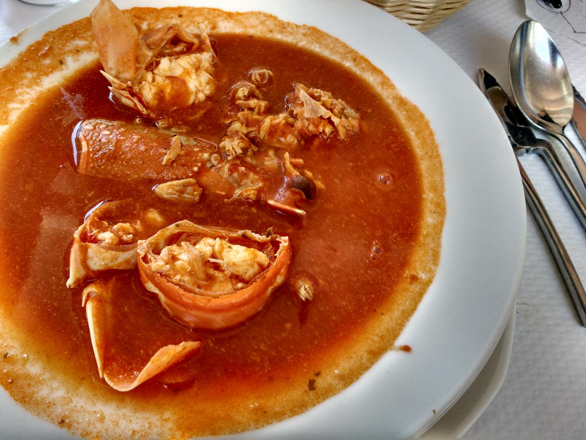 Caldereta de langosta, ragoût de homard à Fornells, Minorque, Espagne