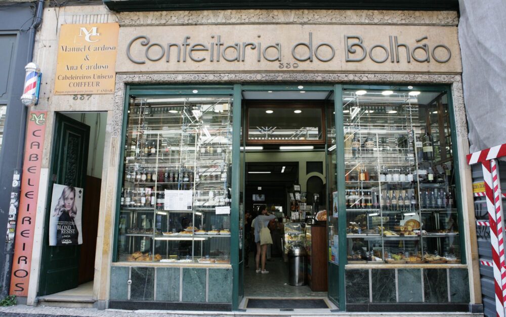 Confeitaria do Bolhão à Porto, Portugal
